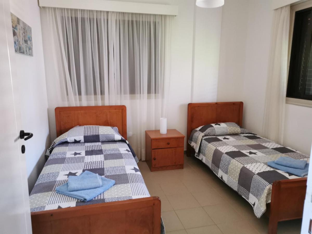Seaclusion Vacation Villa Pomos Extérieur photo
